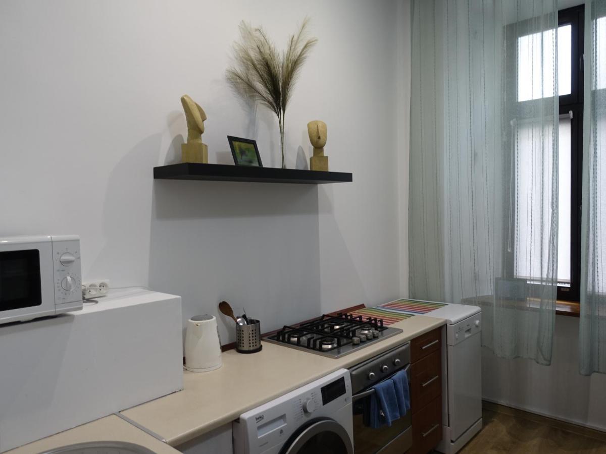 Umbrella Guest Rooms Krakow Exterior photo